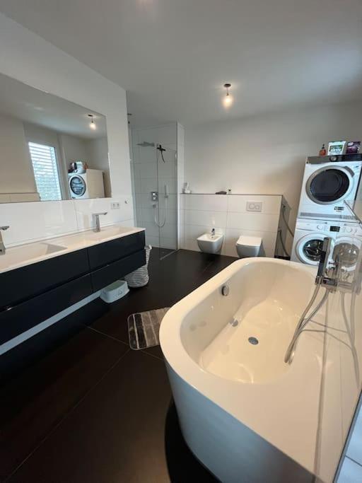 Ferienwohnung Allee Cite บาเดน-บาเดน ภายนอก รูปภาพ